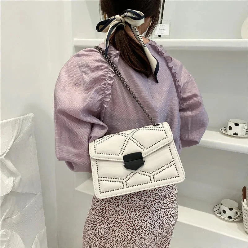 Yogodlns Vintage Rivet PU Leather Flap Crossbody Bag with Chain ART : 17