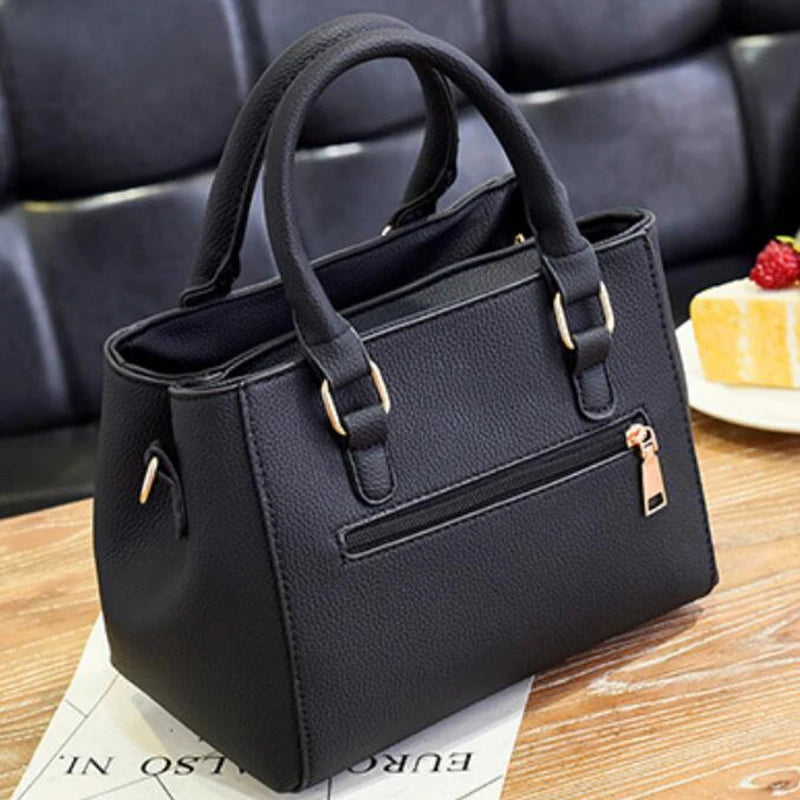 Vintage PU Leather Shoulder Crossbody Bag with Tassel ART : 16
