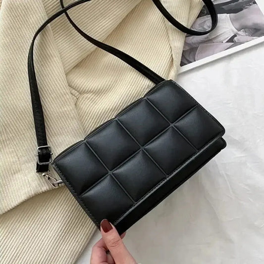 Trendy Women's PU Leather Crossbody Bag – Classic Handle Handbag ART : 3